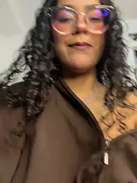 Snapshot of caritobeachdh chatting on January 14, 2026, 6:50 am caritobeachdh online show from January 14, 2026, 6:50 am