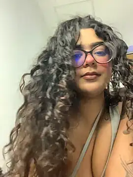 Snapshot of caritobeachdh chatting on November 13, 2025, 5:00 am caritobeachdh online show from November 13, 2025, 5:00 am