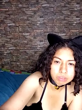 Syndel23 online show from April 6, 2026, 6:53 pm