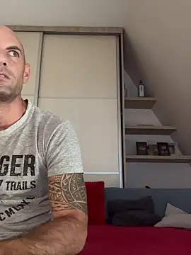 Snapshot of Enriko_Aisah2025 chatting on September 10, 2025, 1:10 pm Enriko Aisah2025 online show from September 10, 2025, 1:10 pm