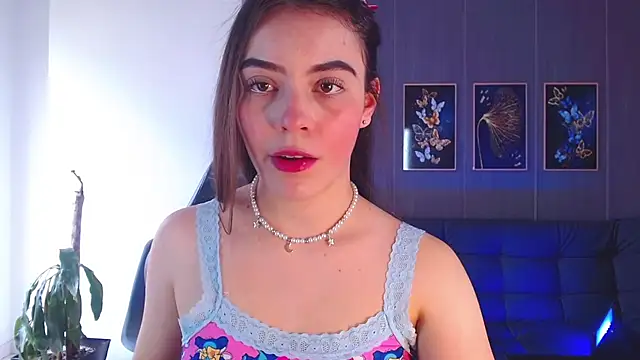 Snapshot of melodydoll chatting on October 3, 2025, 4:08 pm melodydoll online show from October 3, 2025, 4:08 pm