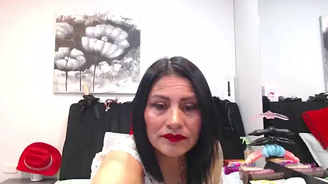 DonnaJoness online show from March 3, 2026, 8:16 pm