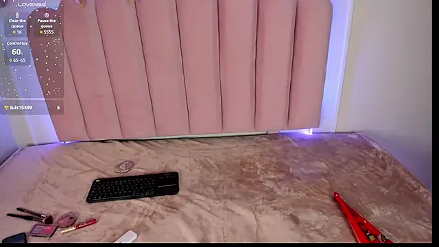 MissCandyliciouss online show from September 23, 2025, 1:29 pm