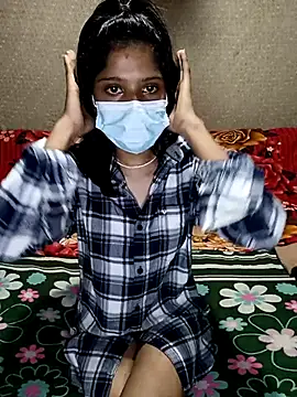 Snapshot of emali_baba chatting on October 5, 2025, 5:20 am emali baba online show from October 5, 2025, 5:20 am