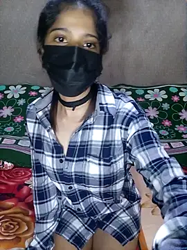 Snapshot of emali_baba chatting on September 12, 2025, 4:23 am emali baba online show from September 12, 2025, 4:23 am