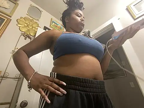 princesslivv online show from July 8, 2026, 2:13 am