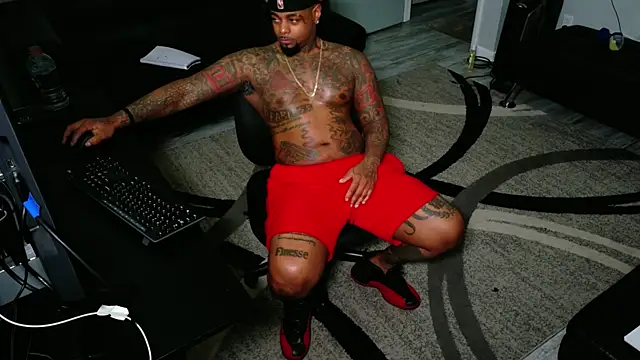 SLANGONDEMHOES online show from June 2, 2026, 2:39 pm