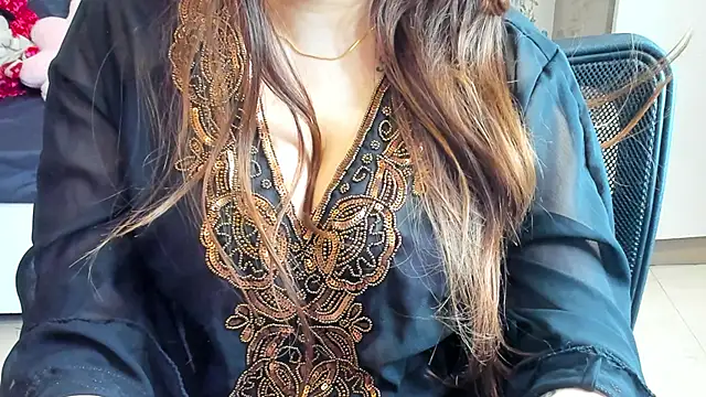 Shawtty Girl online show from November 19, 2025, 4:01 am