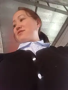 Fienjr online show from February 23, 2026, 2:46 am