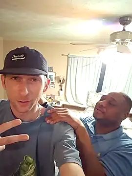 Snapshot of mresquared chatting on March 11, 2026, 4:28 am mresquared online show from March 11, 2026, 4:28 am