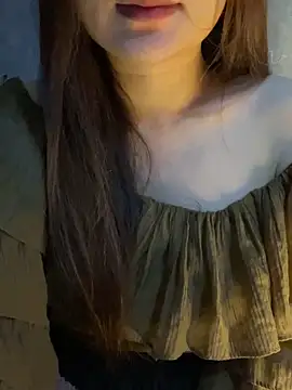 Hinne07 online show from February 3, 2026, 7:46 am