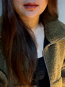 Hinne07 online show from January 13, 2026, 3:38 pm