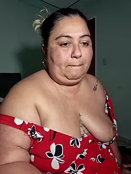 curvy diva  online show from February 28, 2026, 2:44 am