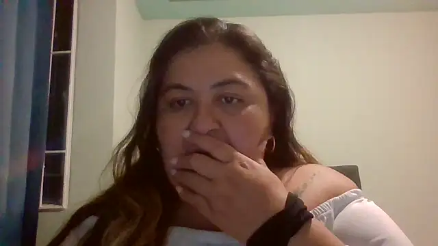 curvy diva  online show from February 23, 2026, 1:51 am