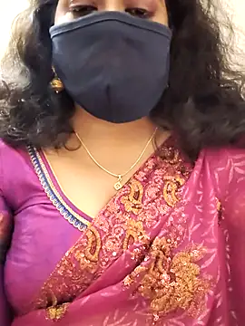 saritha29 online show from September 17, 2025, 4:53 pm