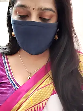 saritha29 online show from February 2, 2026, 8:02 am