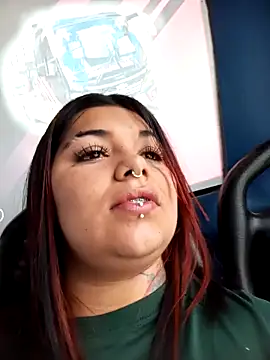 snow belle online show from November 9, 2025, 3:49 pm