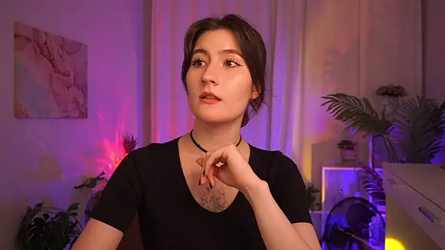 MayShawty online show from June 18, 2026, 1:16 pm