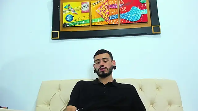 rolo martinez online show from October 7, 2025, 7:37 pm