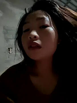 LiLy-0477 online show from November 15, 2025, 4:44 pm