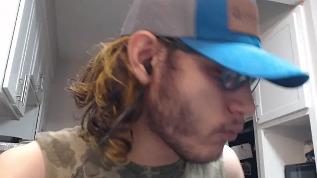 Snapshot of zacthefeetguy chatting on January 10, 2026, 2:45 pm zacthefeetguy online show from January 10, 2026, 2:45 pm