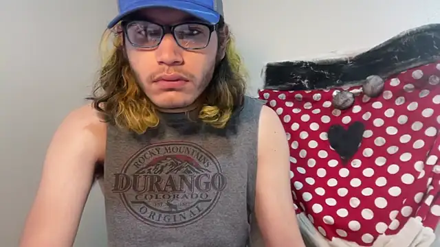 Snapshot of zacthefeetguy chatting on February 12, 2026, 3:23 pm zacthefeetguy online show from February 12, 2026, 3:23 pm