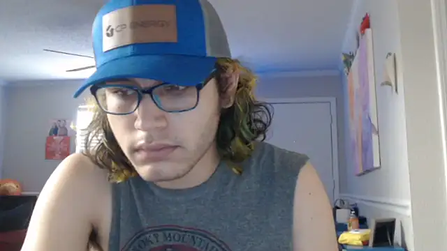 Snapshot of zacthefeetguy chatting on December 20, 2025, 2:53 pm zacthefeetguy online show from December 20, 2025, 2:53 pm