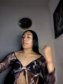 AmberGold- online show from December 14, 2025, 8:42 am