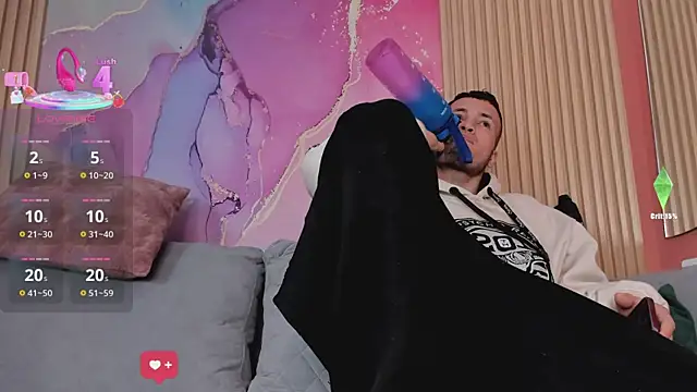 Snapshot of DoublePassion69 chatting on October 12, 2025, 5:53 am DoublePassion69 online show from October 12, 2025, 5:53 am