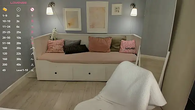 Snapshot of Kitty_Rest_ chatting on February 16, 2026, 12:26 pm Kitty Rest online show from February 16, 2026, 12:26 pm