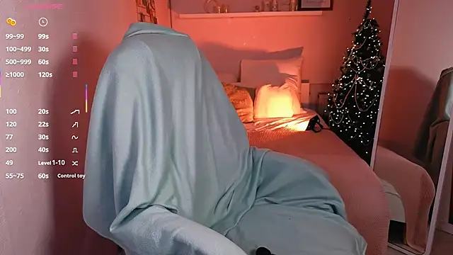 Snapshot of Kitty_Rest_ chatting on December 14, 2025, 2:11 pm Kitty Rest online show from December 14, 2025, 2:11 pm