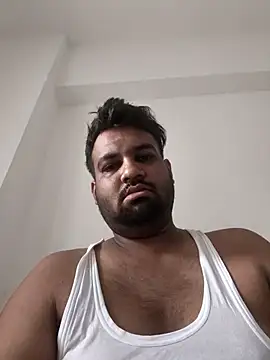 vinay smalldick online show from July 18, 2026, 1:25 am