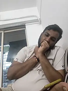 vinay smalldick online show from April 3, 2026, 1:28 pm