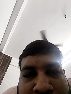 Snapshot of vinay_smalldick chatting on May 28, 2026, 2:23 pm vinay smalldick online show from May 28, 2026, 2:23 pm