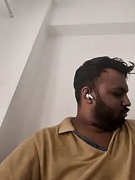 vinay smalldick online show from February 22, 2026, 3:20 am