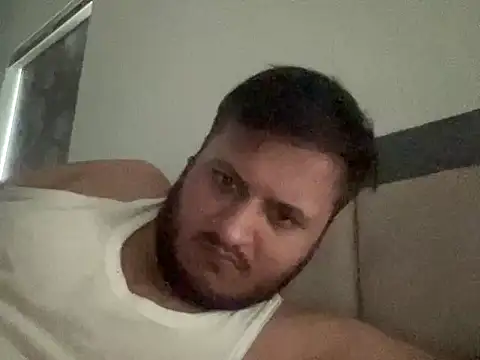 chiikuloveu online show from October 18, 2025, 8:49 am