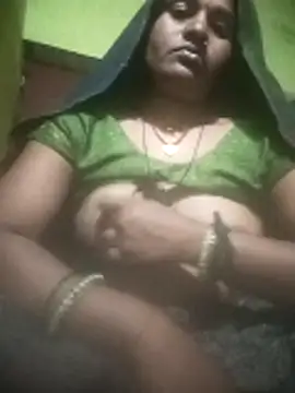 Hansini Gowda online show from November 10, 2025, 1:16 pm