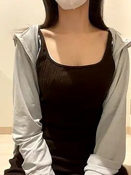 Snapshot of yayoi_jp chatting on November 12, 2025, 1:15 pm yayoi jp online show from November 12, 2025, 1:15 pm