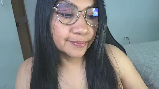 LissafeetHott online show from November 21, 2025, 8:41 pm