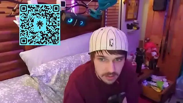 Snapshot of j_ray95 chatting on November 8, 2025, 5:11 am j ray95 online show from November 8, 2025, 5:11 am