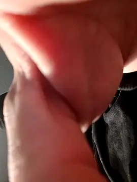 J3tbl4ck online show from November 1, 2025, 4:01 pm