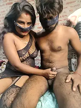 sexy-couple77 online show from November 2, 2025, 9:20 pm