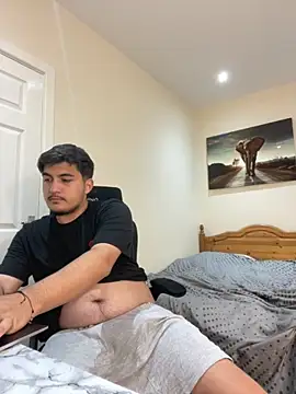 mixedcouplee69 online show from September 20, 2025, 8:03 pm