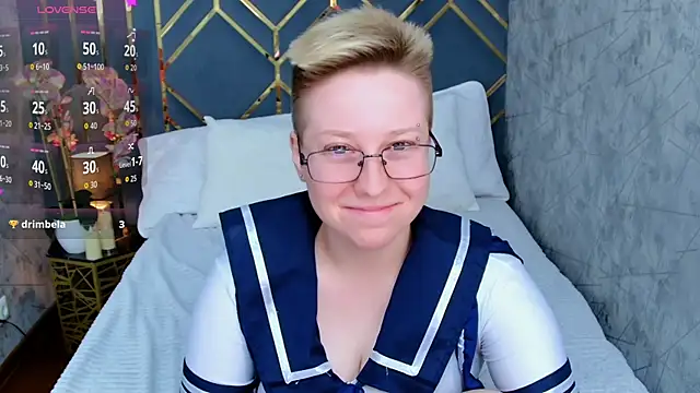 Snapshot of AlexandraGreen chatting on September 19, 2025, 9:19 pm AlexandraGreen online show from September 19, 2025, 9:19 pm
