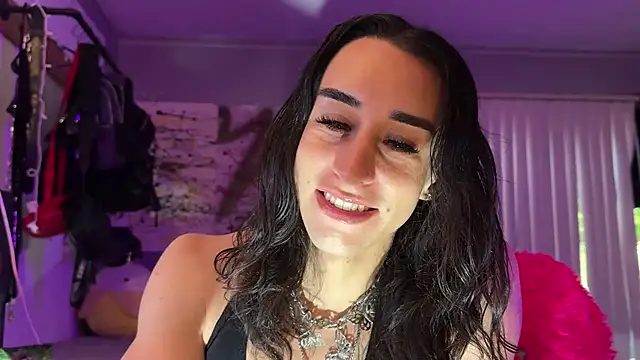 xoFrankie online show from November 23, 2025, 10:20 pm