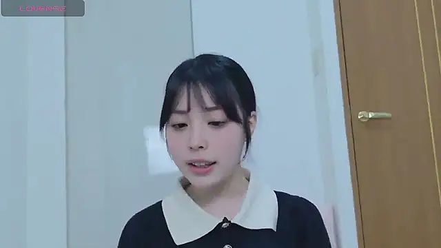 Snapshot of Nagitan_chat chatting on February 17, 2026, 9:28 am Nagitan chat online show from February 17, 2026, 9:28 am