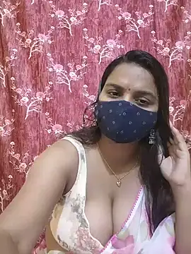 Snapshot of cutie_pei002 chatting on June 2, 2026, 5:02 pm cutie pei002 online show from June 2, 2026, 5:02 pm