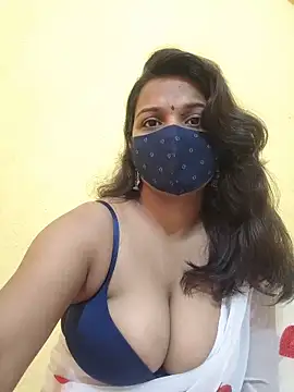 Snapshot of cutie_pei002 chatting on June 14, 2026, 12:40 am cutie pei002 online show from June 14, 2026, 12:40 am