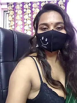 Snapshot of cutie_pei002 chatting on February 26, 2026, 7:30 am cutie pei002 online show from February 26, 2026, 7:30 am