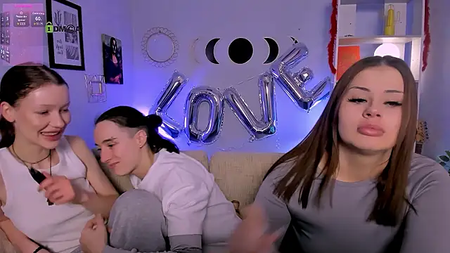 khloebeauty online show from February 6, 2026, 8:27 pm